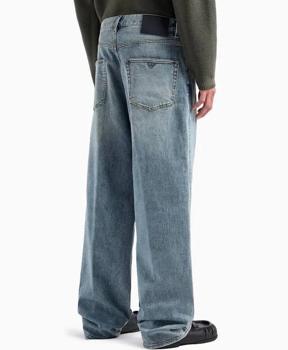 NWT Emporio Armani J74 Loose Fit Light Wash Jeans Men’s Size W30 5 Pocket Pant